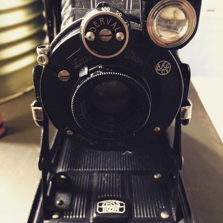 A Man Purchased a 1929 Vintage Camera, With Film Still Inside. See What Happened Next