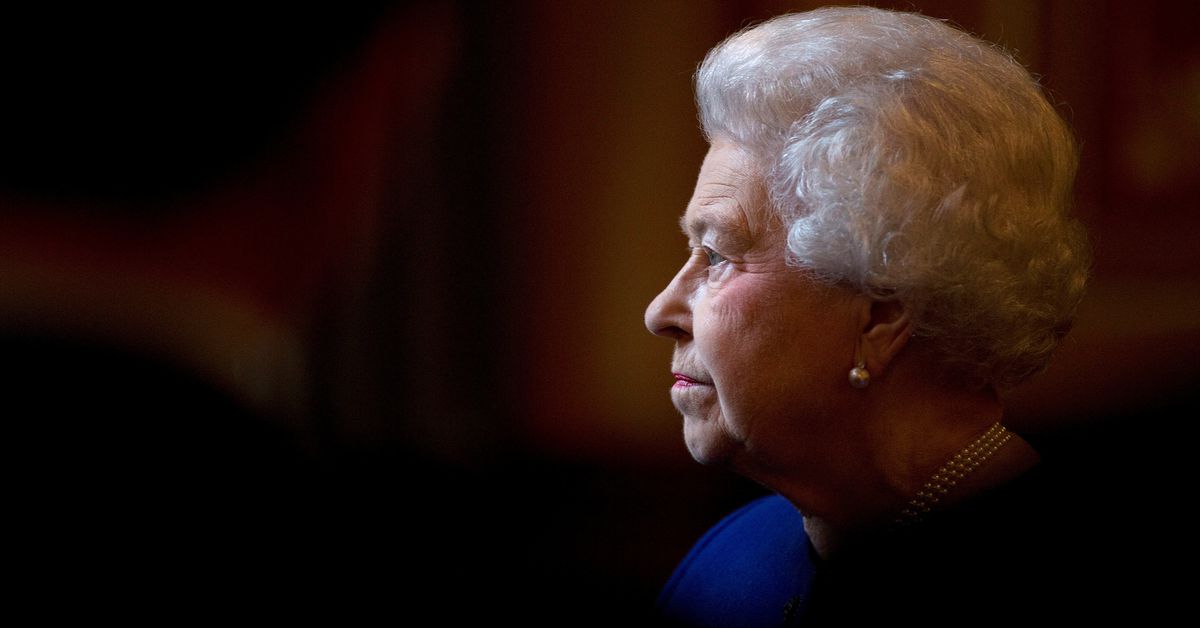Factbox: The scandals of Queen Elizabeth’s reign