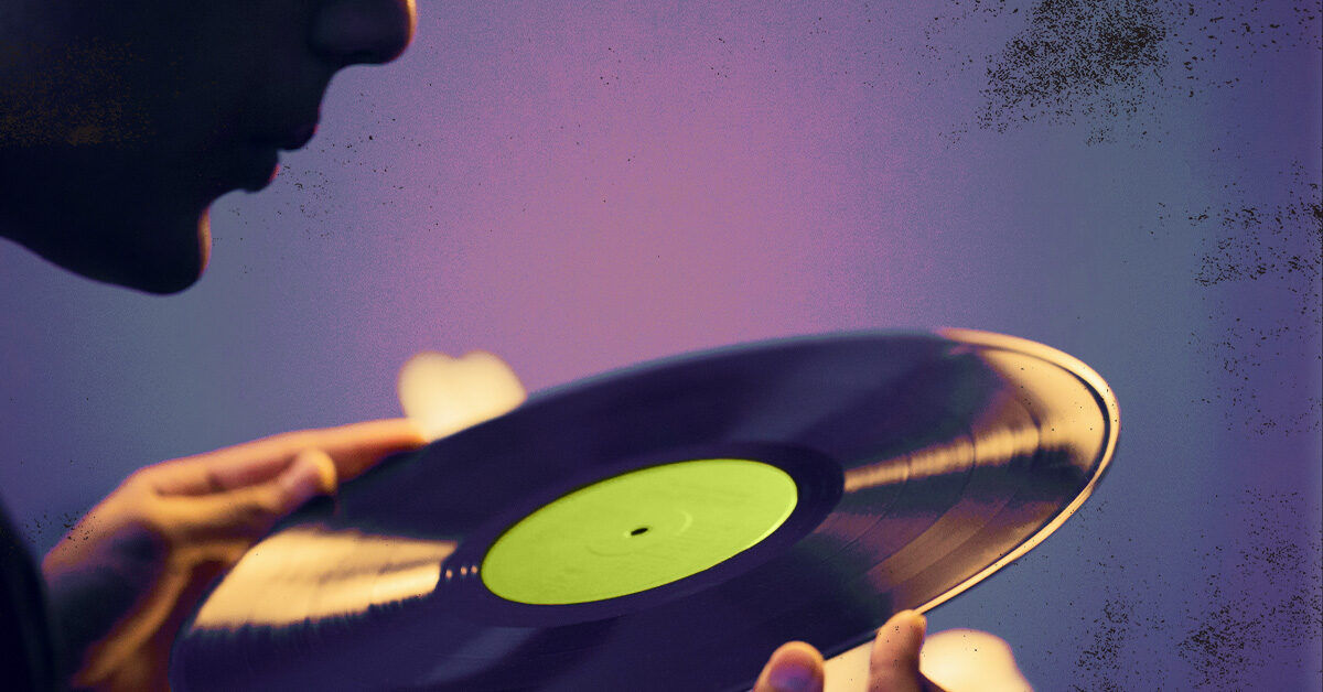 Music therapy improves well-being in people with dementia and caregivers